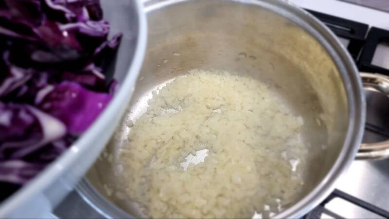 Dušeno rdeče zelje - recept Kulinastično