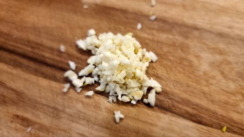 Svinjski kotleti v čebulni omaki - recept Kulinastično