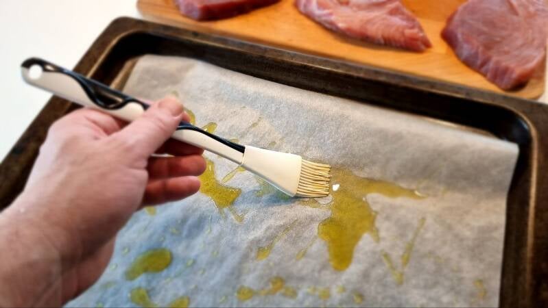 Tunini zrezki v pečici - recept Kulinastično