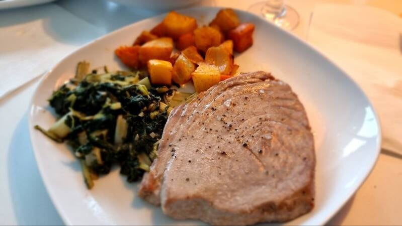 Tunini zrezki v pečici - recept Kulinastično