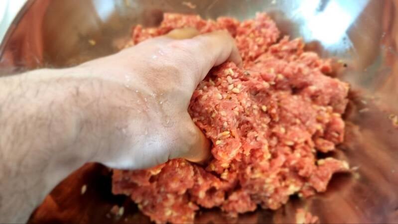 Čufti v paradižnikovi omaki - recept Kulinastično