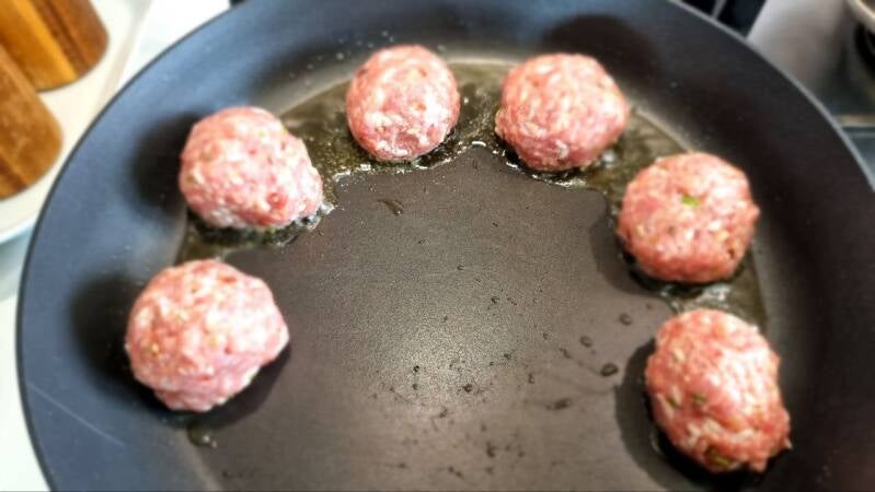 Čufti v paradižnikovi omaki - recept Kulinastično