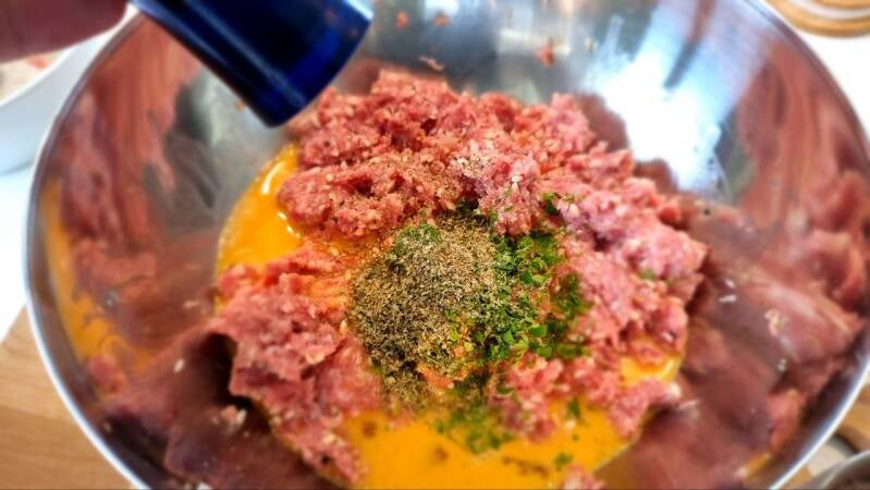 Čufti v paradižnikovi omaki - recept Kulinastično