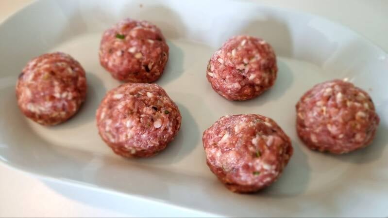 Čufti v paradižnikovi omaki - recept Kulinastično