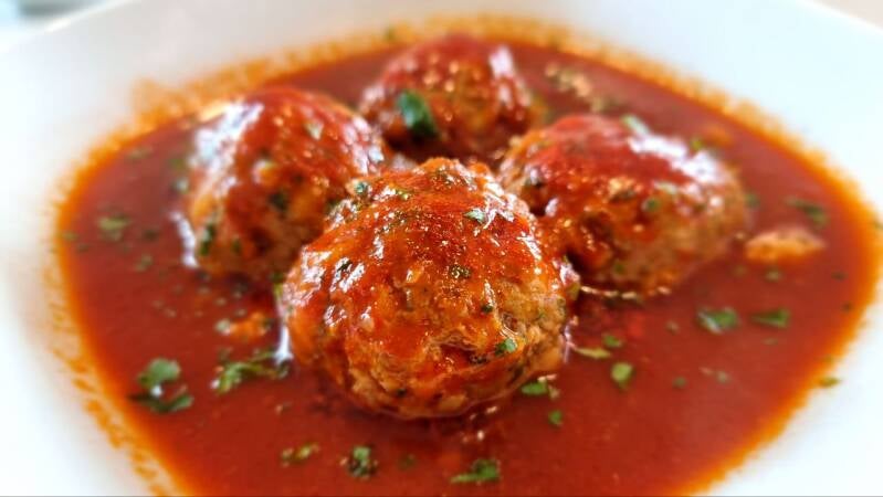 Čufti v paradižnikovi omaki - recept Kulinastično
