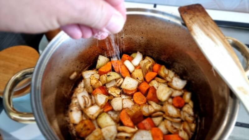 Govedina Stroganov - recept Kulinastično