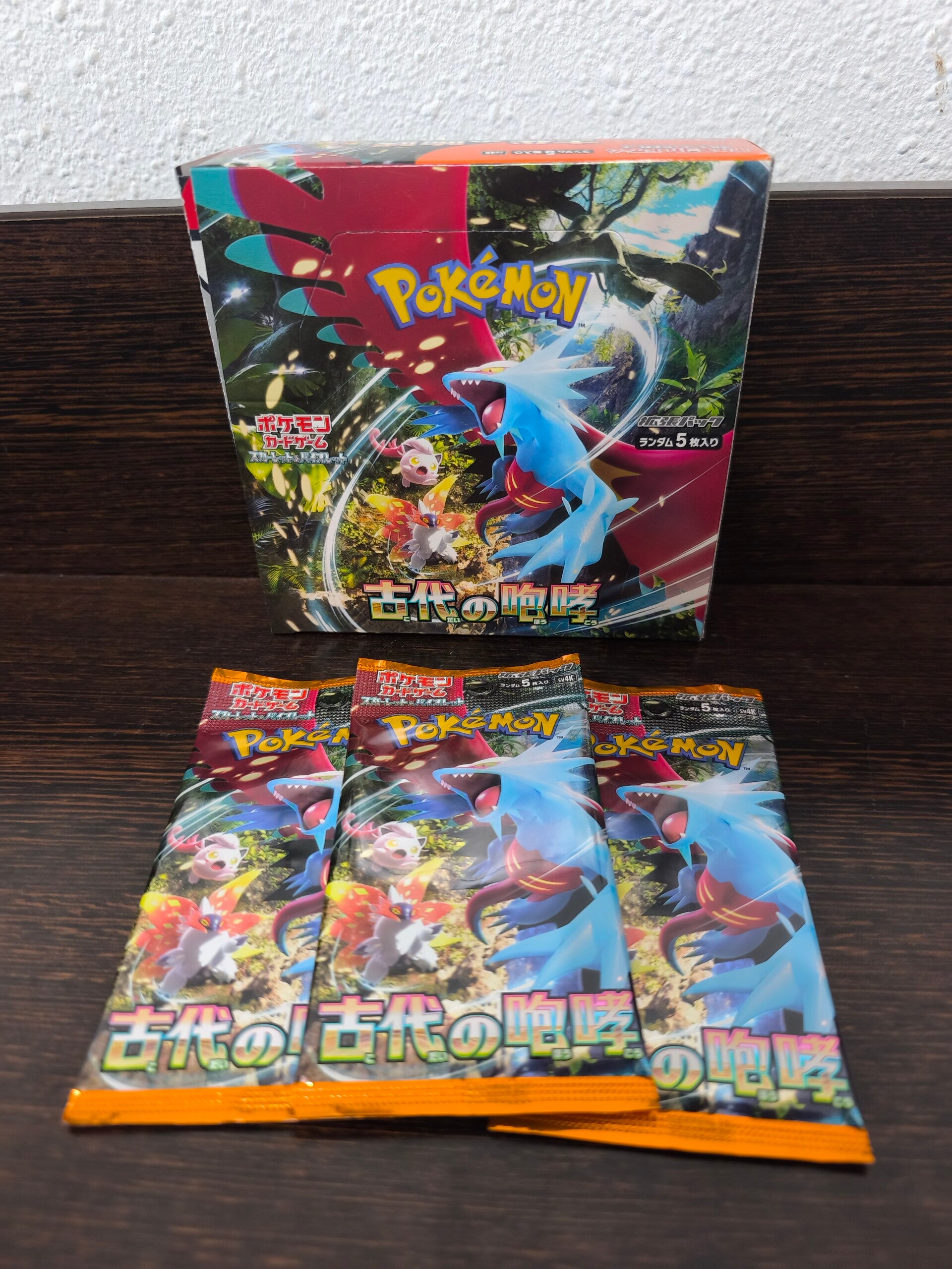 Sobres Pokémon Ancient Roar SV4K