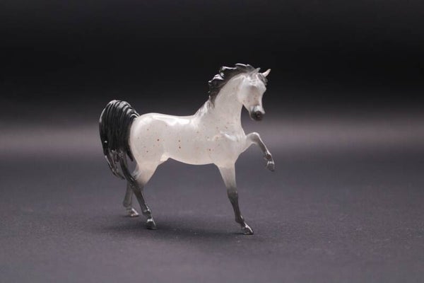 Nabil Fleabitten- Crystal Resin