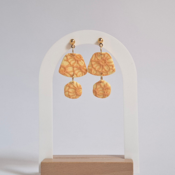 Hanger - Zachtgeel/Oranje bloemen print