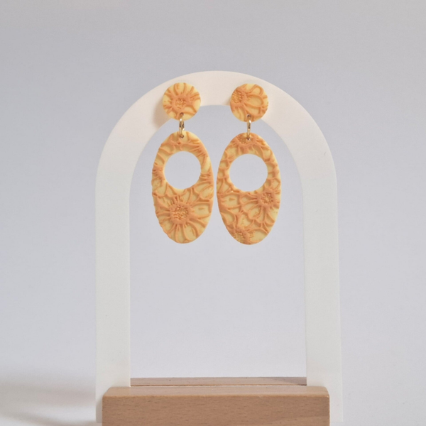Hanger - Zachtgeel/Oranje bloemen print