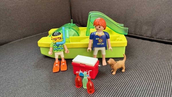 3656 waterfiets met glijbaan