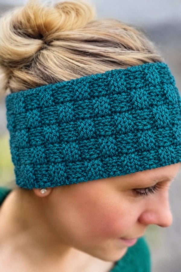 Traditional Basketweave Headband Knitting Pattern