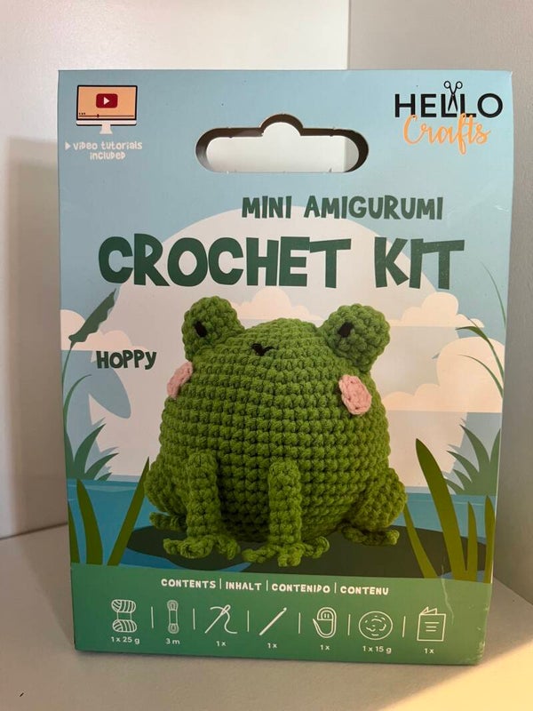 Mini Amigurumi Frog Crochet Kit