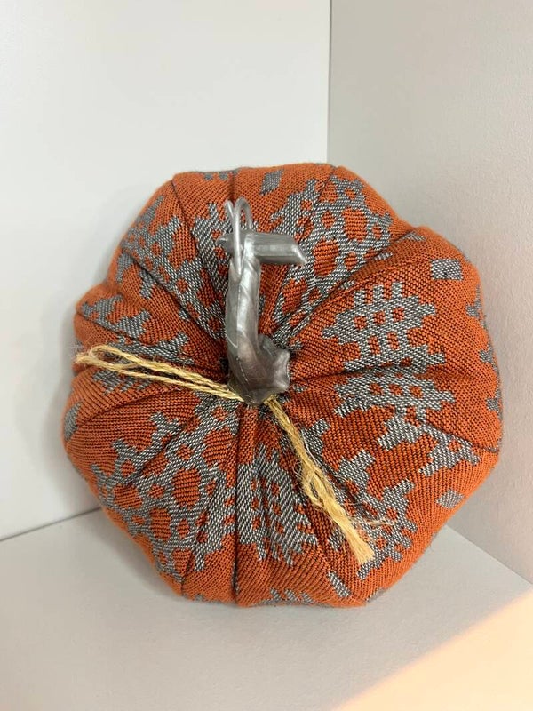Welsh Fabric Pumpkin  5.5x 3”