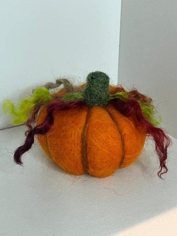 Mini Needlefelt Pumpkin