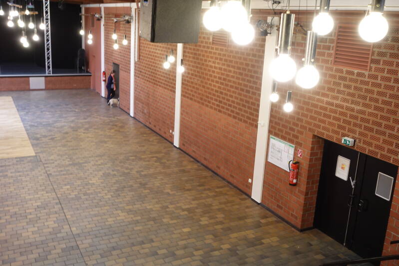 rechte-hallenwand-standard.jpg