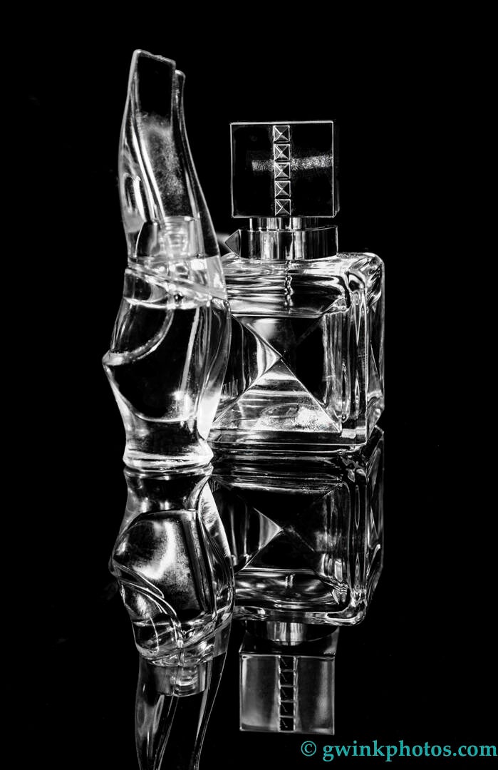 gm4_3295-perfume-bottles-b-w-standard.jpg