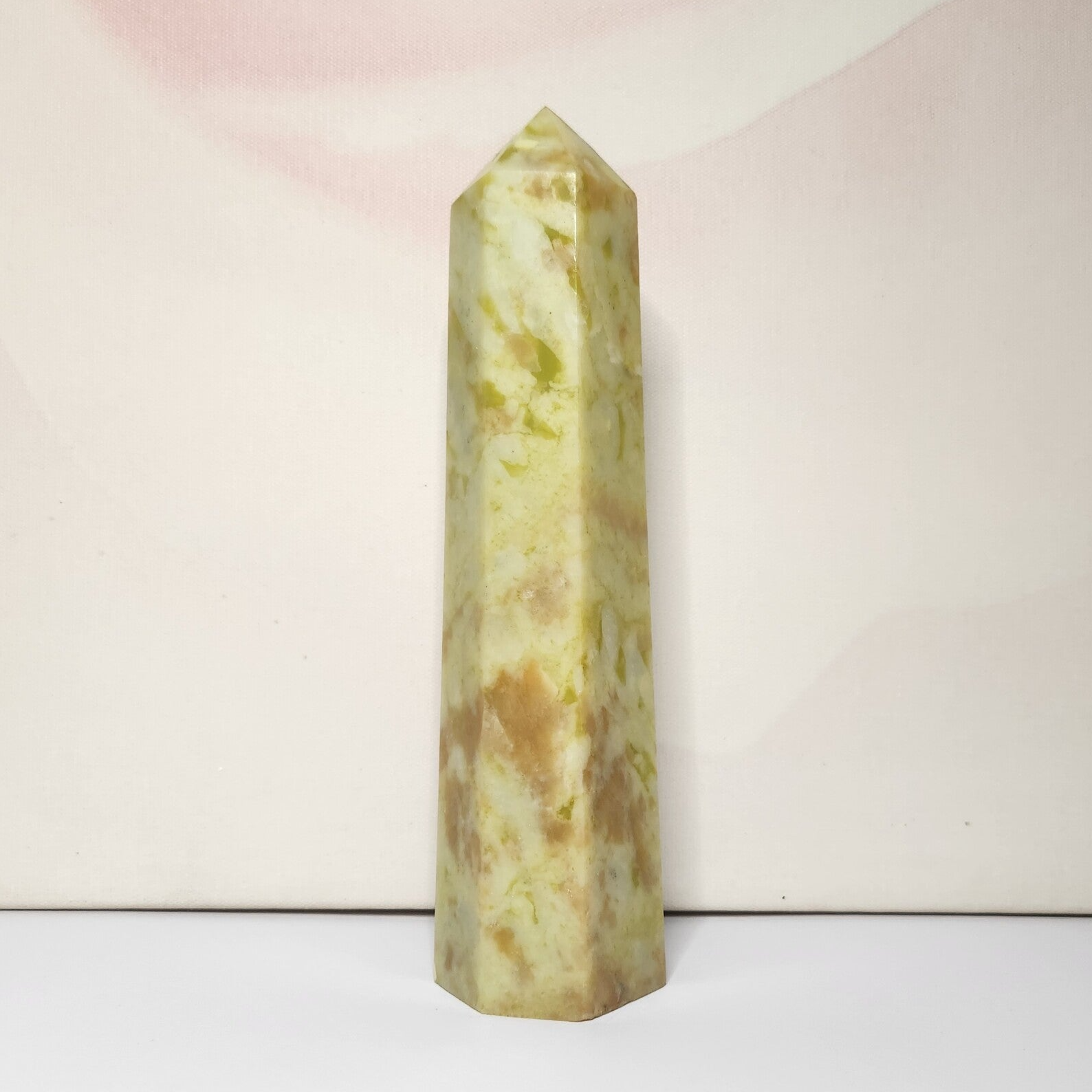 Gele bloem Jade toren 556g