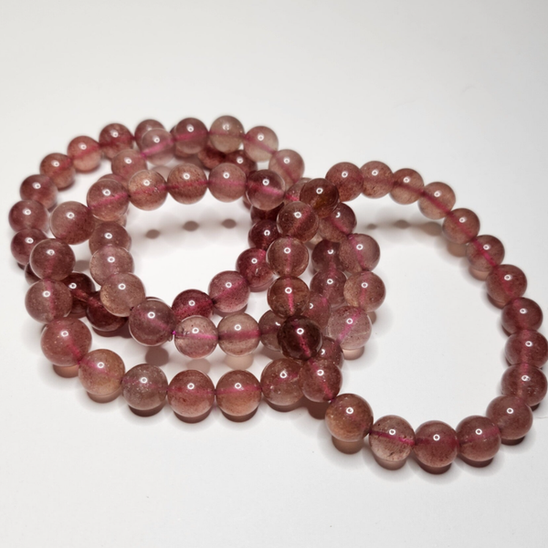 Aardbeikwarts kogelarmband