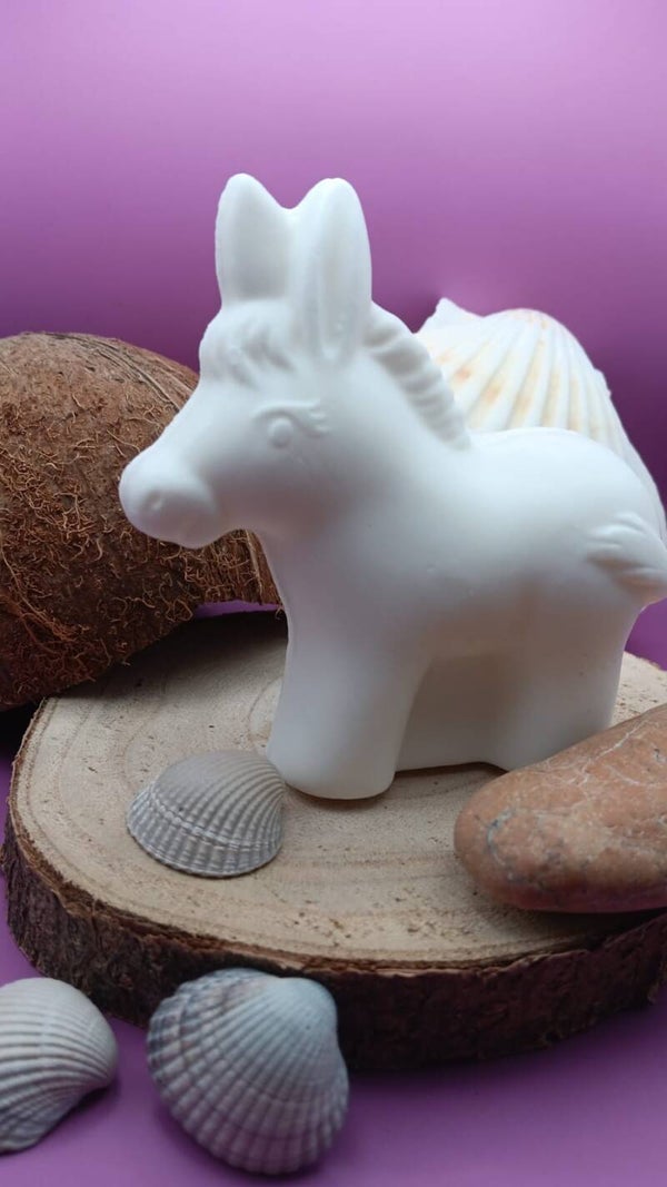 Savon fantaisie âne au lait d'ânesse