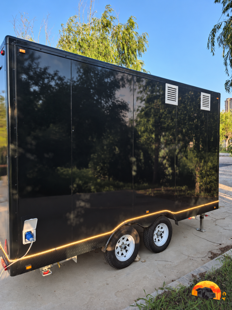 4m-square-foodtruckscy-4-standard-5l9iuj.png