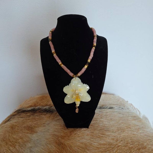 Orchid pink stone