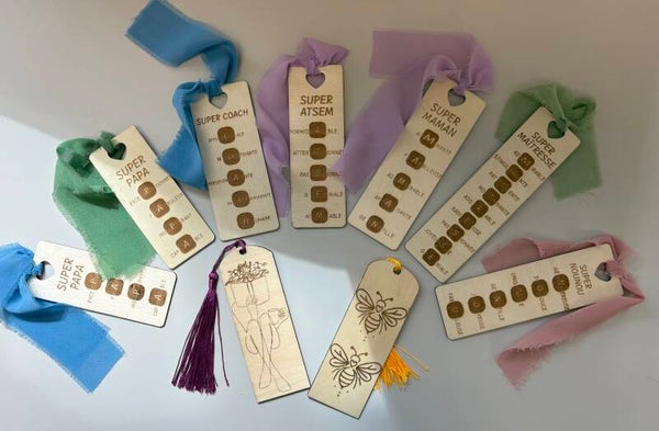 Marque pages en bois personnalisé