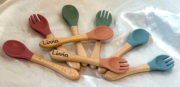 Couverts bébé en bois personnalisés avec gravure