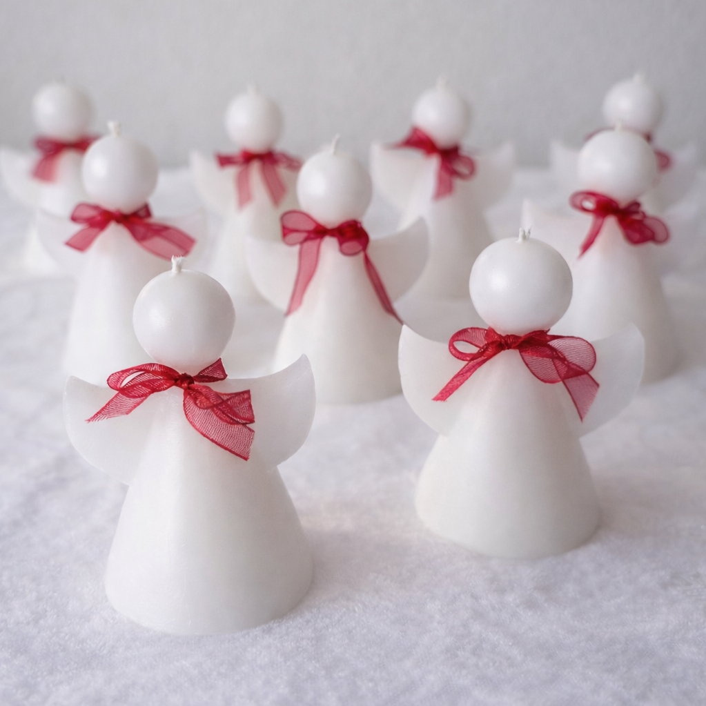 Engel mit Schleife Kerze