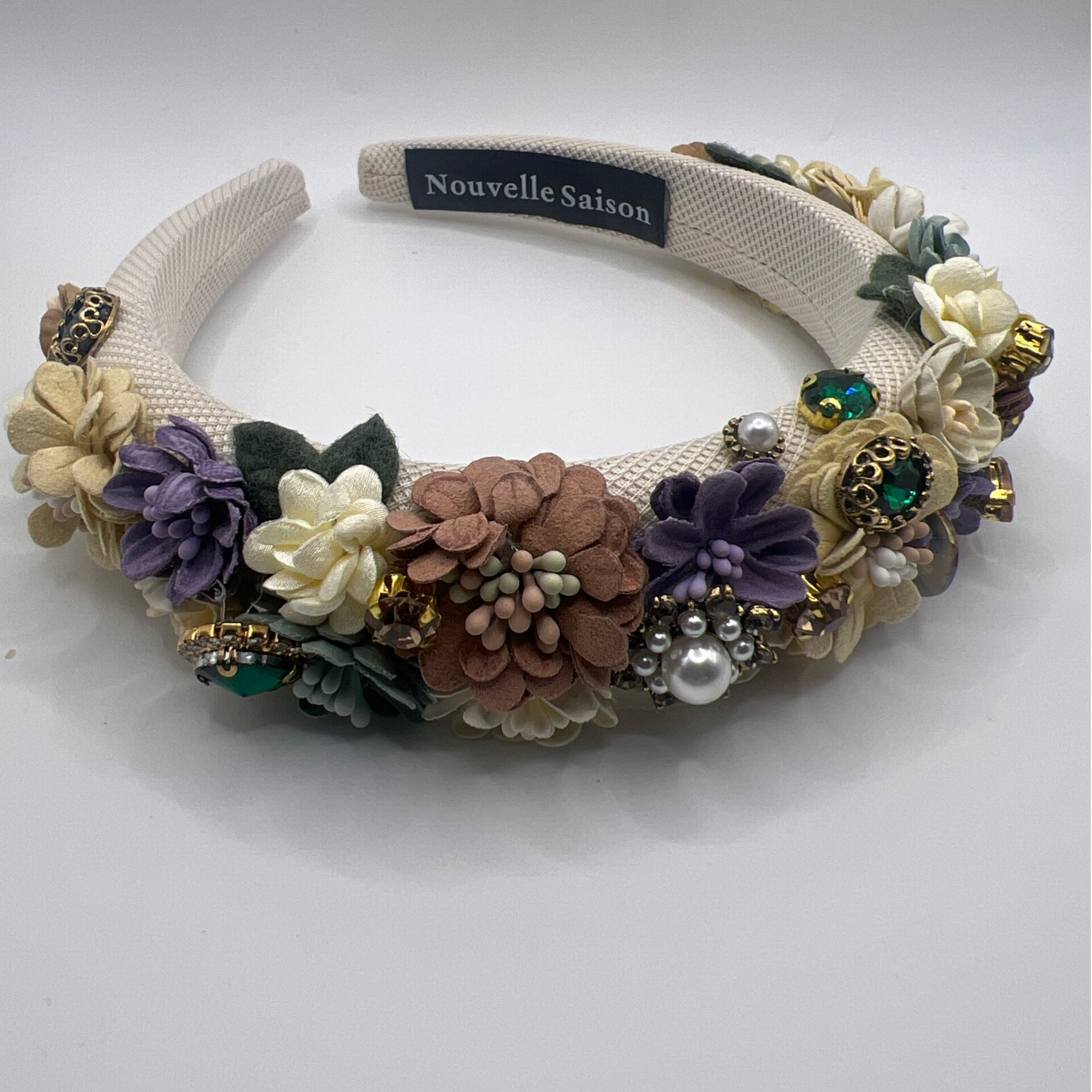 Bijou de tete BAUTÉ BLANCHE