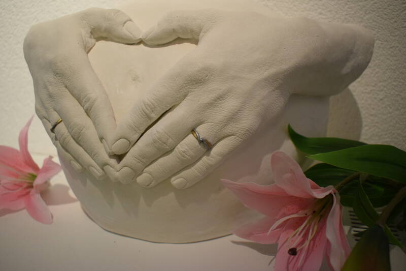 Afdruk buik met handen brabant