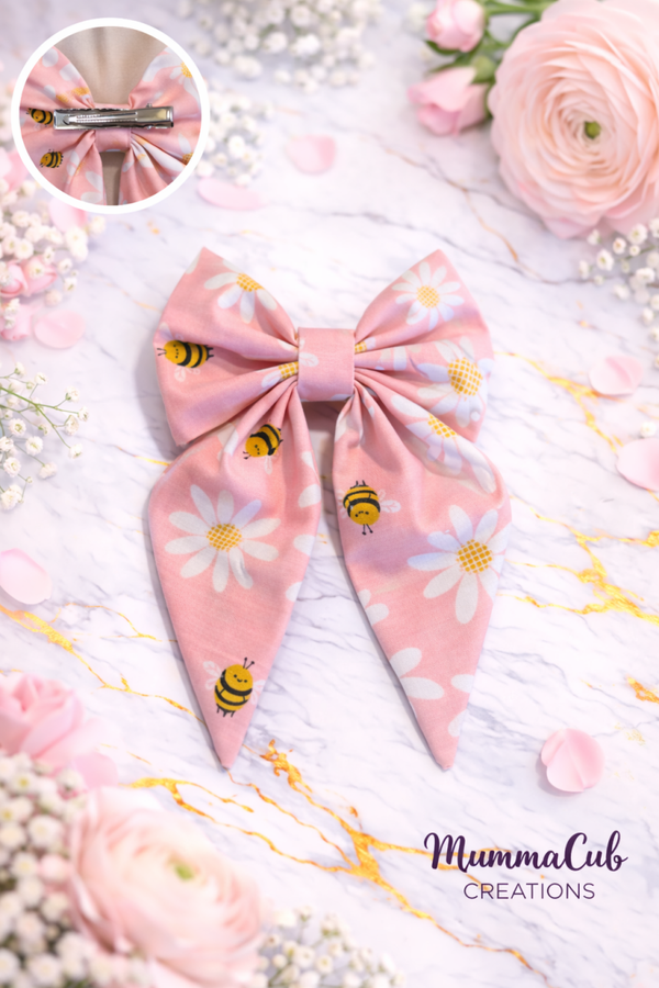 Small Pink and White Flowers with Bees Hair Bow