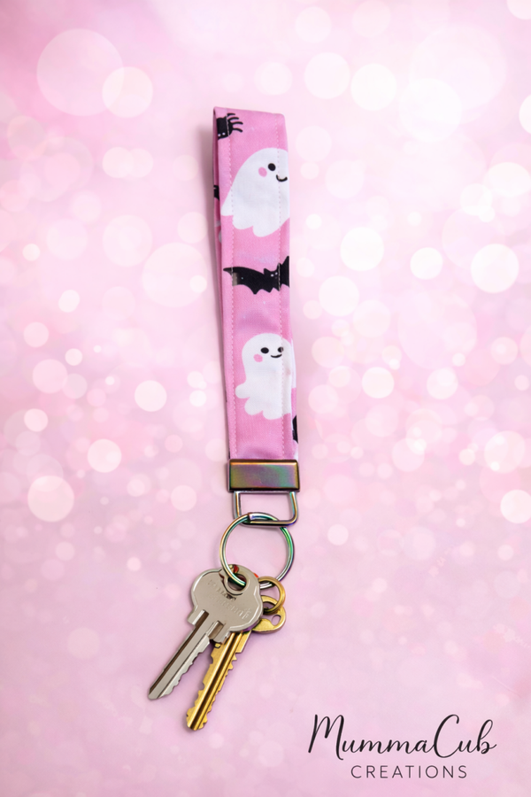 Handmade Fabric Wristlet Design 48