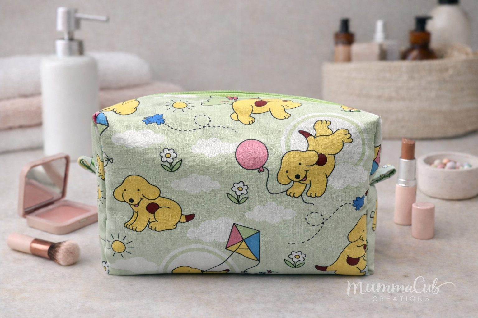 Toiletry/Make Up Bag Green Dog Design