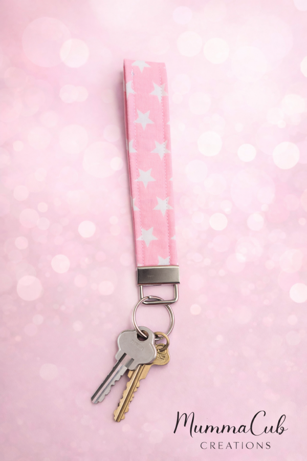 Handmade Fabric Wristlet Design 2