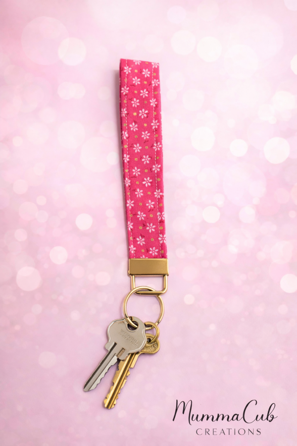 Handmade Fabric Wristlet Design 7