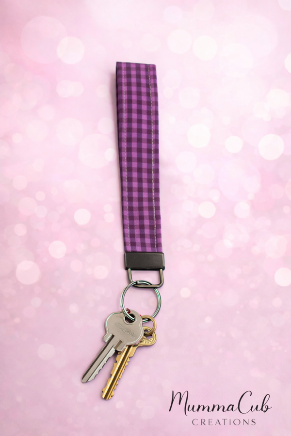 Handmade Fabric Wristlet Design 19