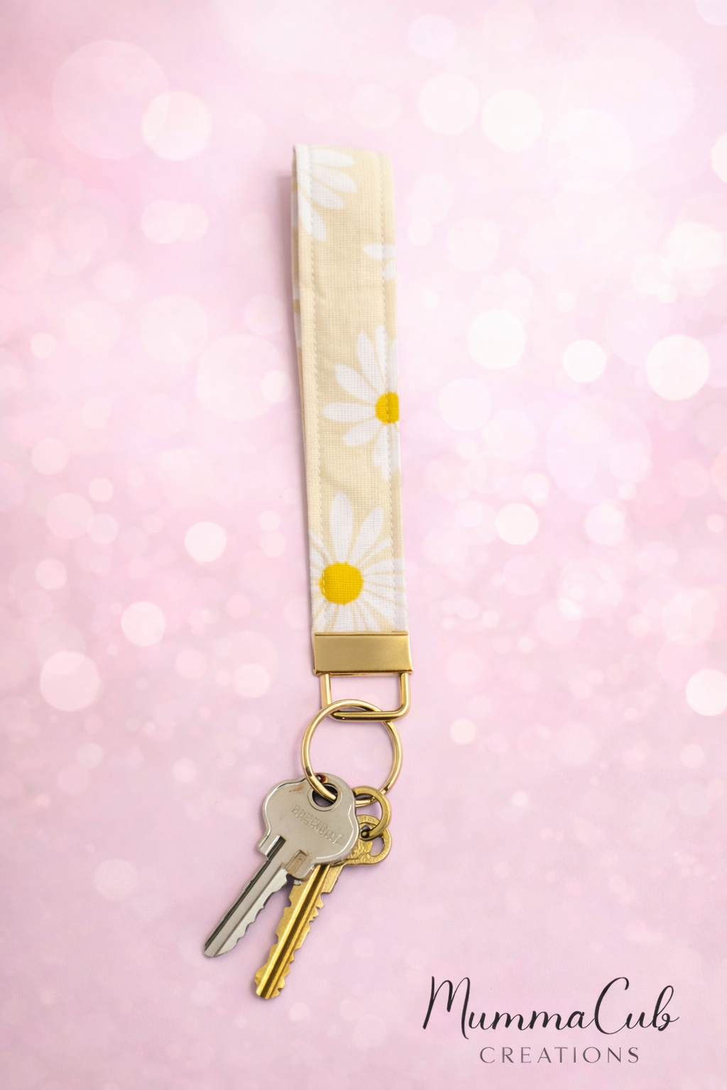 Handmade Fabric Wristlet Design 9