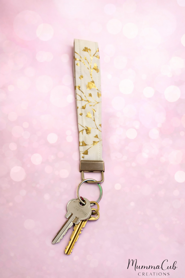 Handmade Fabric Wristlet Design 25