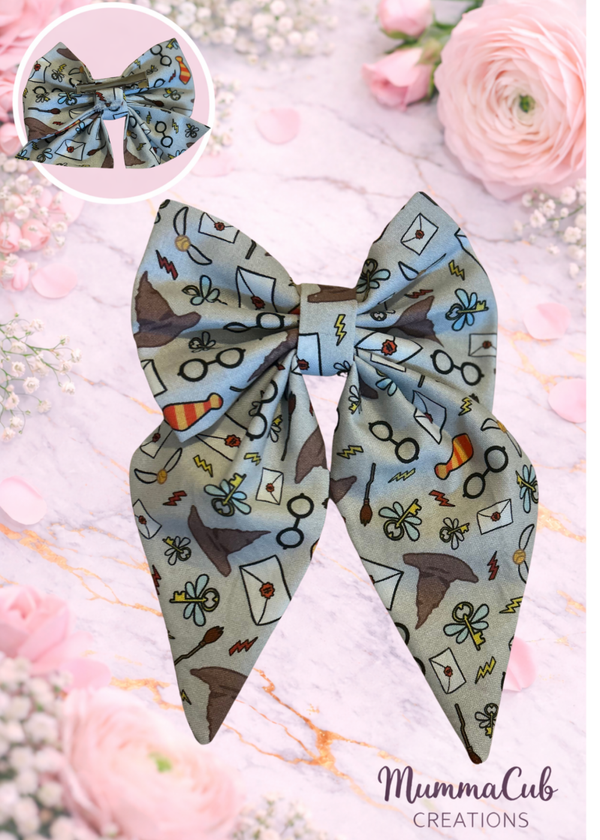 Small Wizard Style Hair Bow