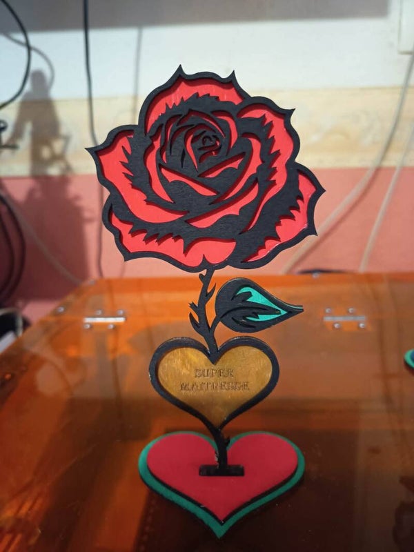 Rose rouge