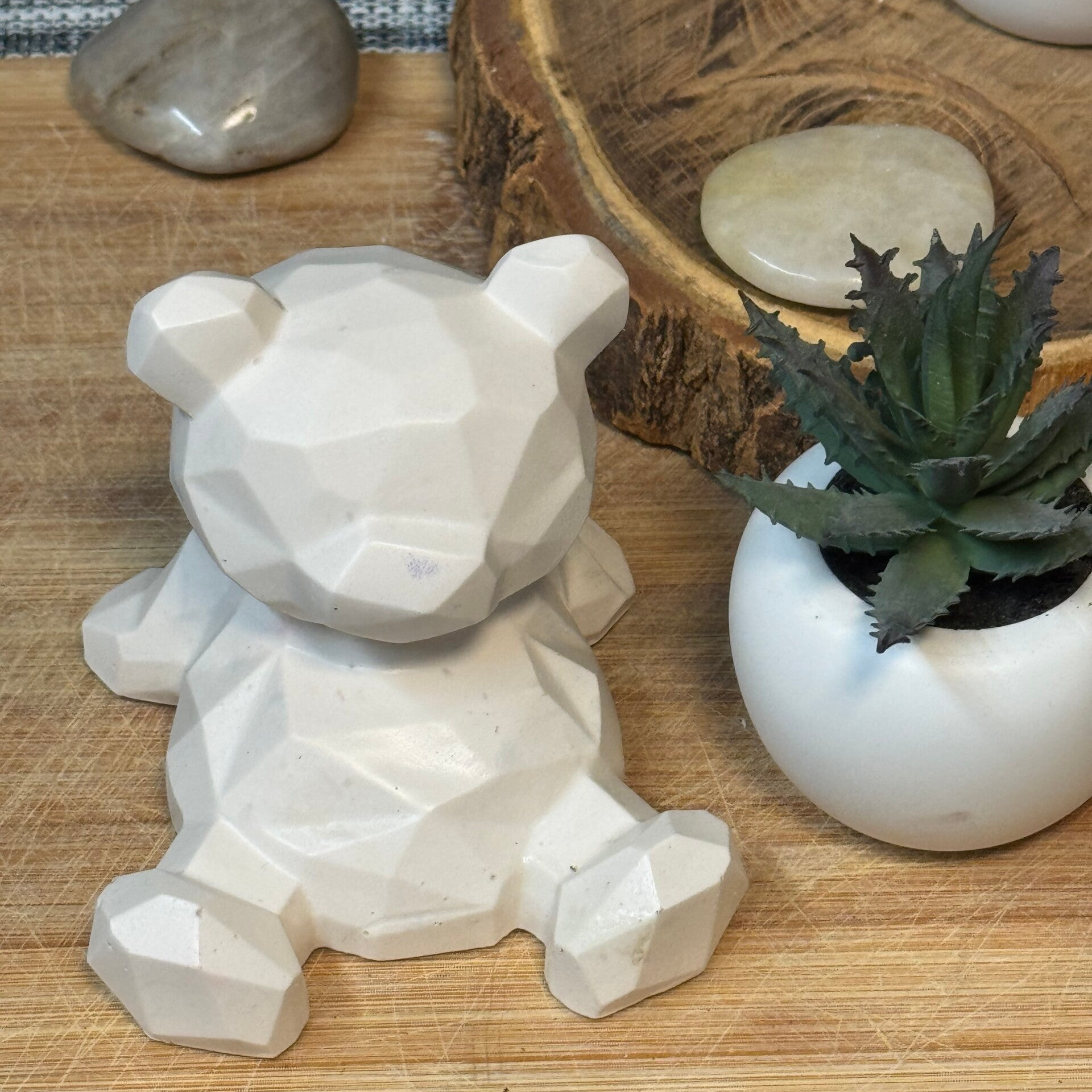 Ourson Porte Téléphone en Jesmonite