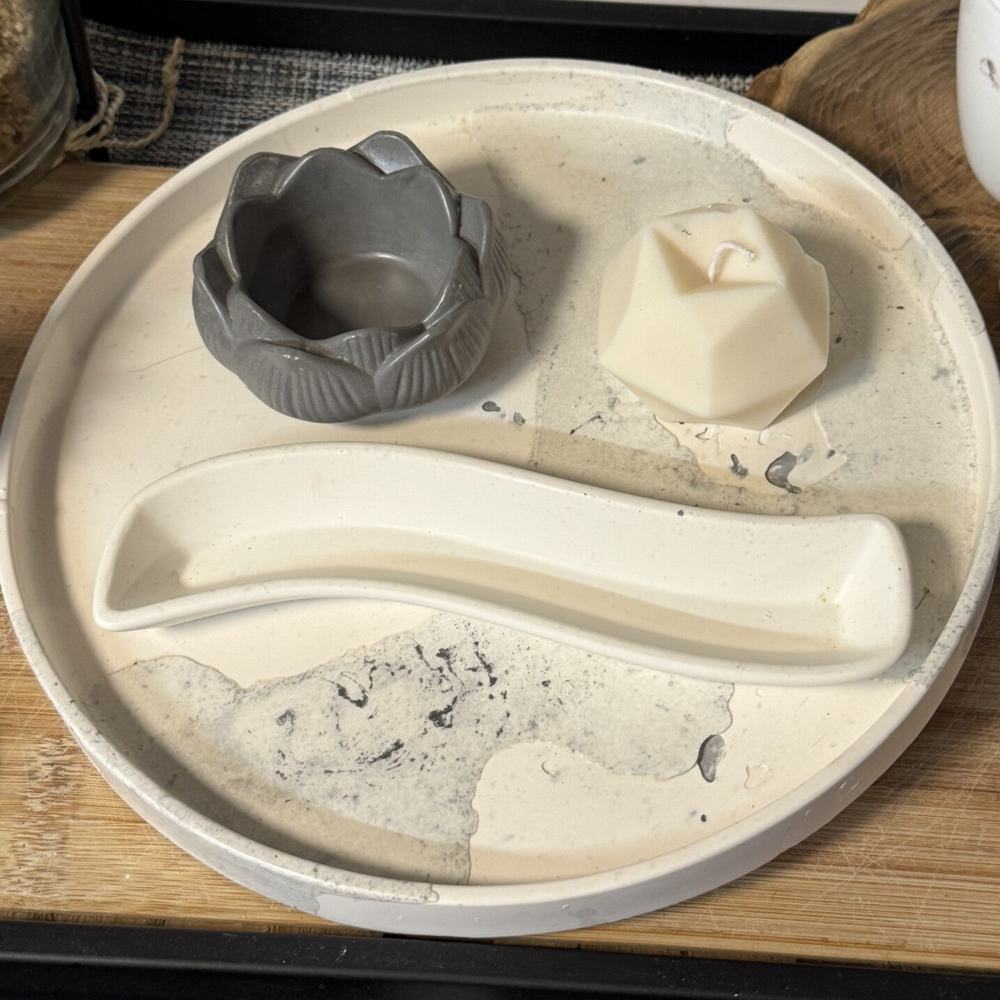 Ensemble PPP en Jesmonite