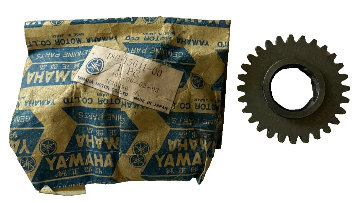 180-15641-00 Yamaha OEM Kick Gear 1968-1976 NOS