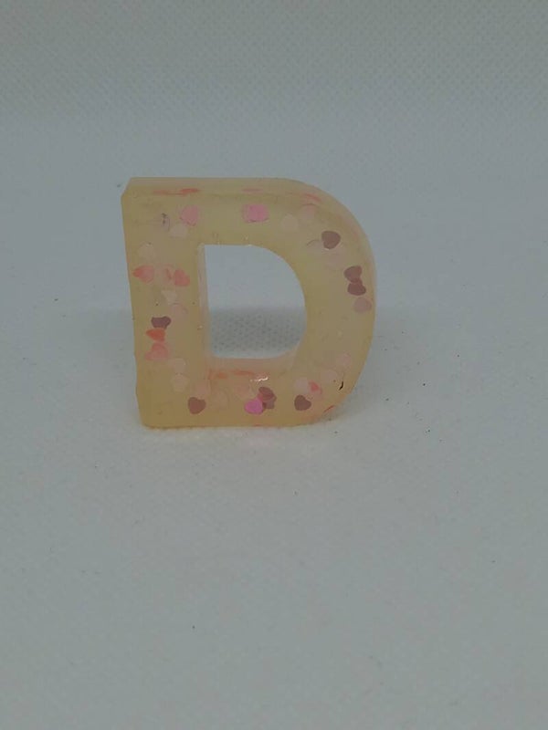 Buchstabe D