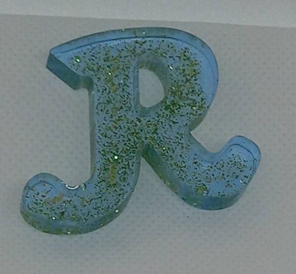 Buchstabe R 4