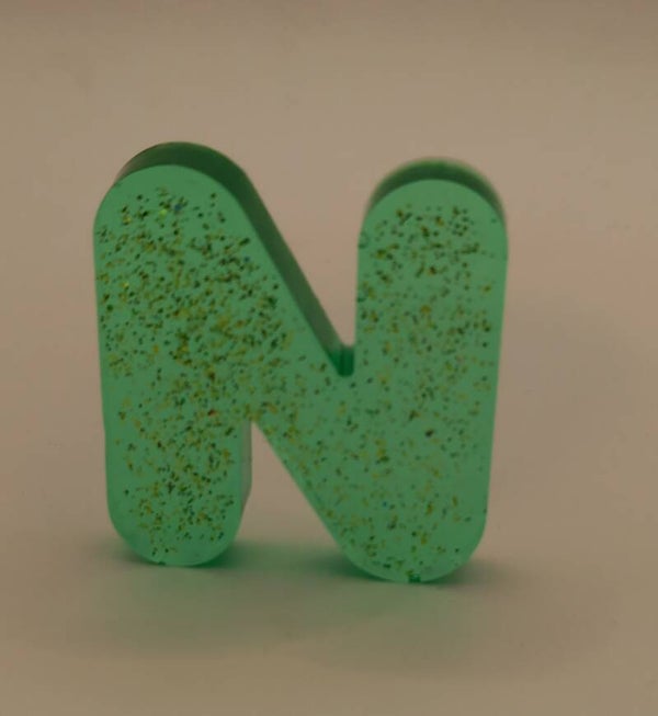 Buchstabe N 5