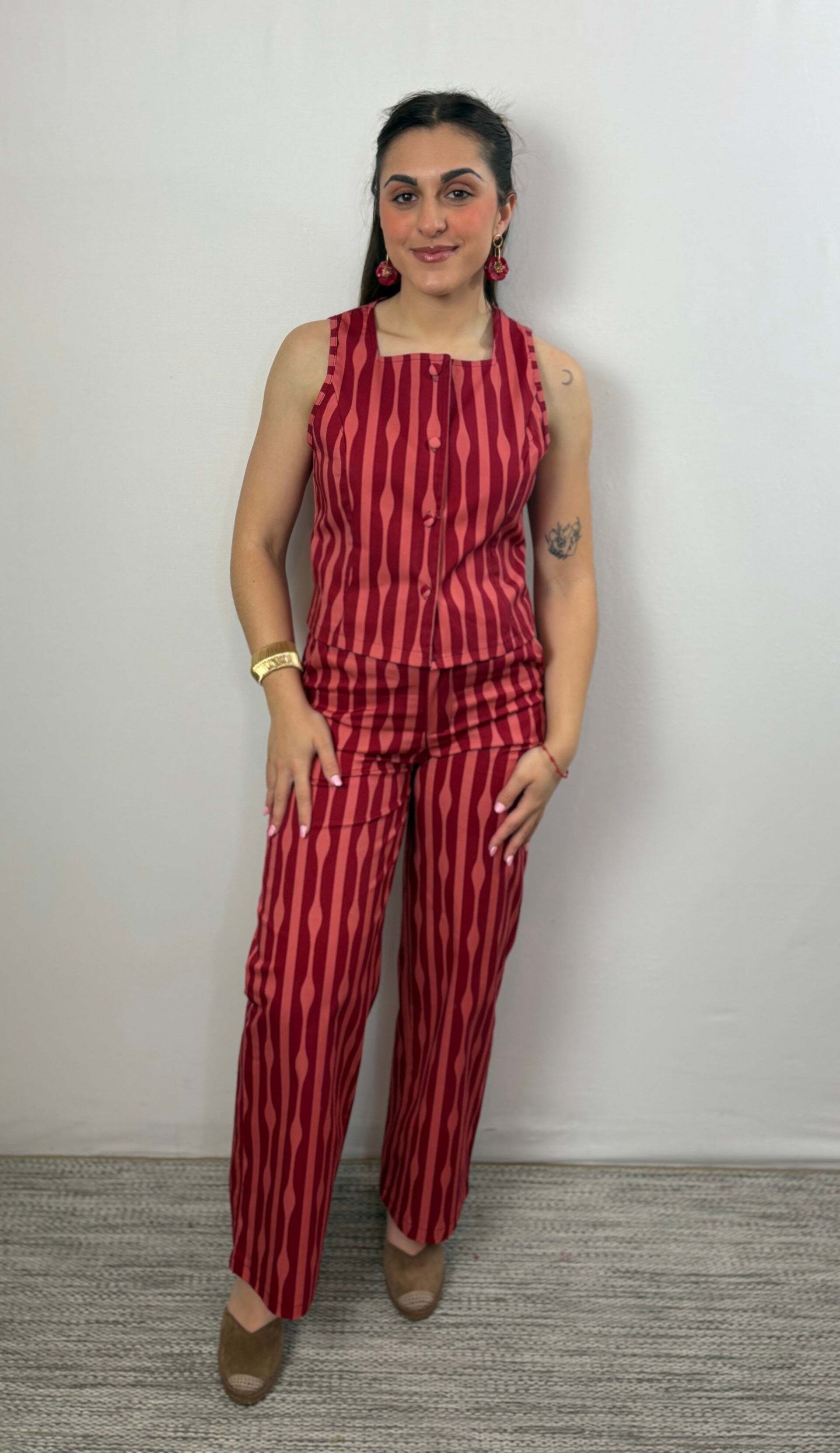 Conjunto rayas onduladas