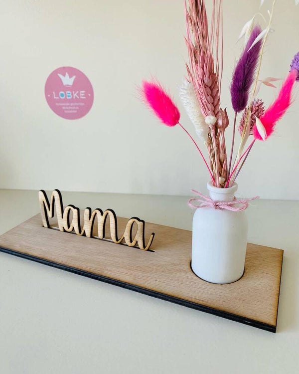 Mama houder met vaasje