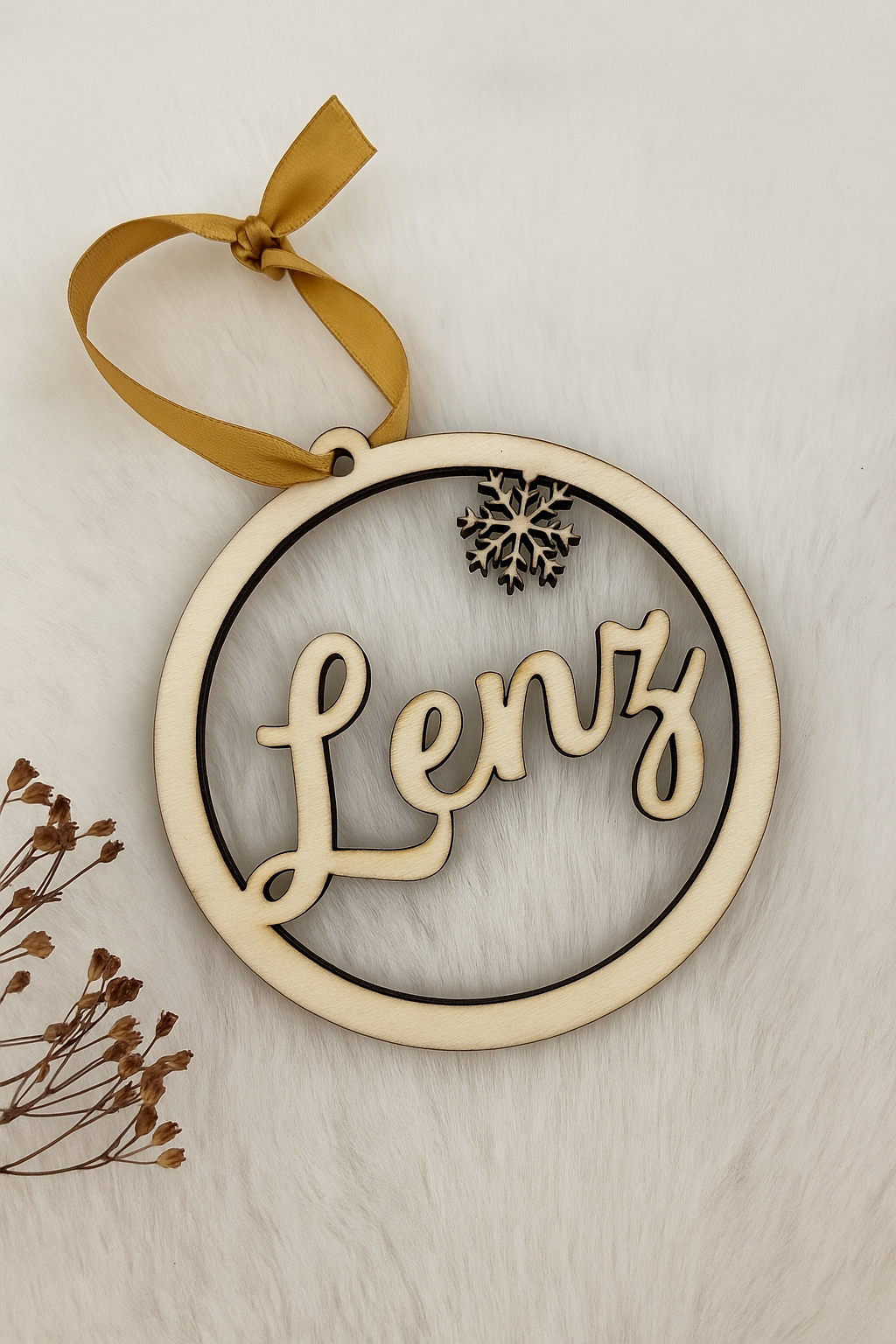 Houten gepersonaliseerde kerstbal